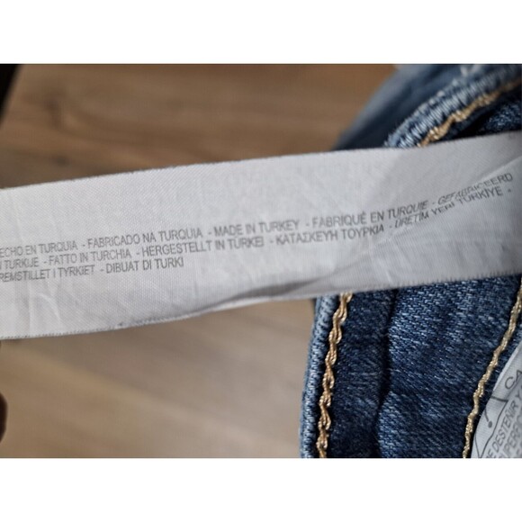 Zara Distressed Denim Jean Shorts - Picture 7 of 12